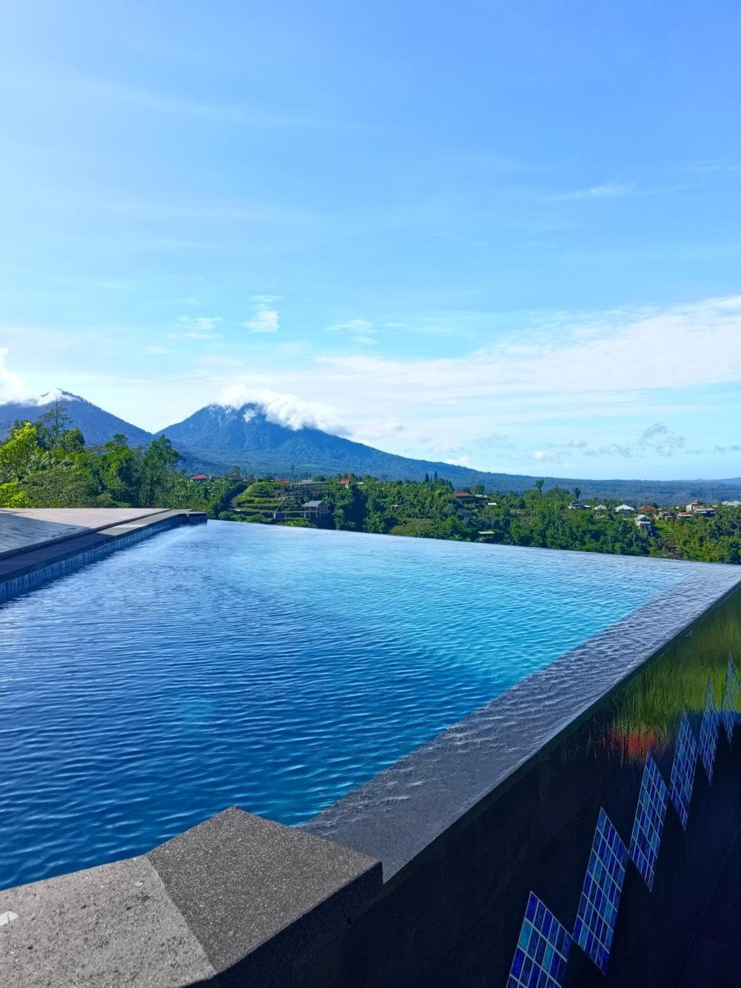 Munduk Tentrem Resort Exterior foto